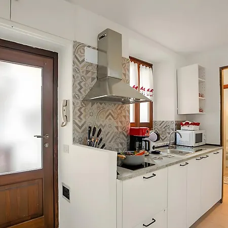 Apartment La Piccola Lami Intra