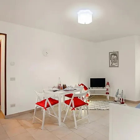 Apartment La Piccola Lami Intra