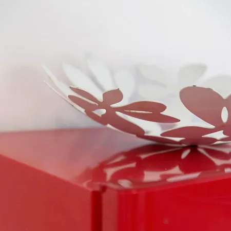 La Piccola Lami Intra